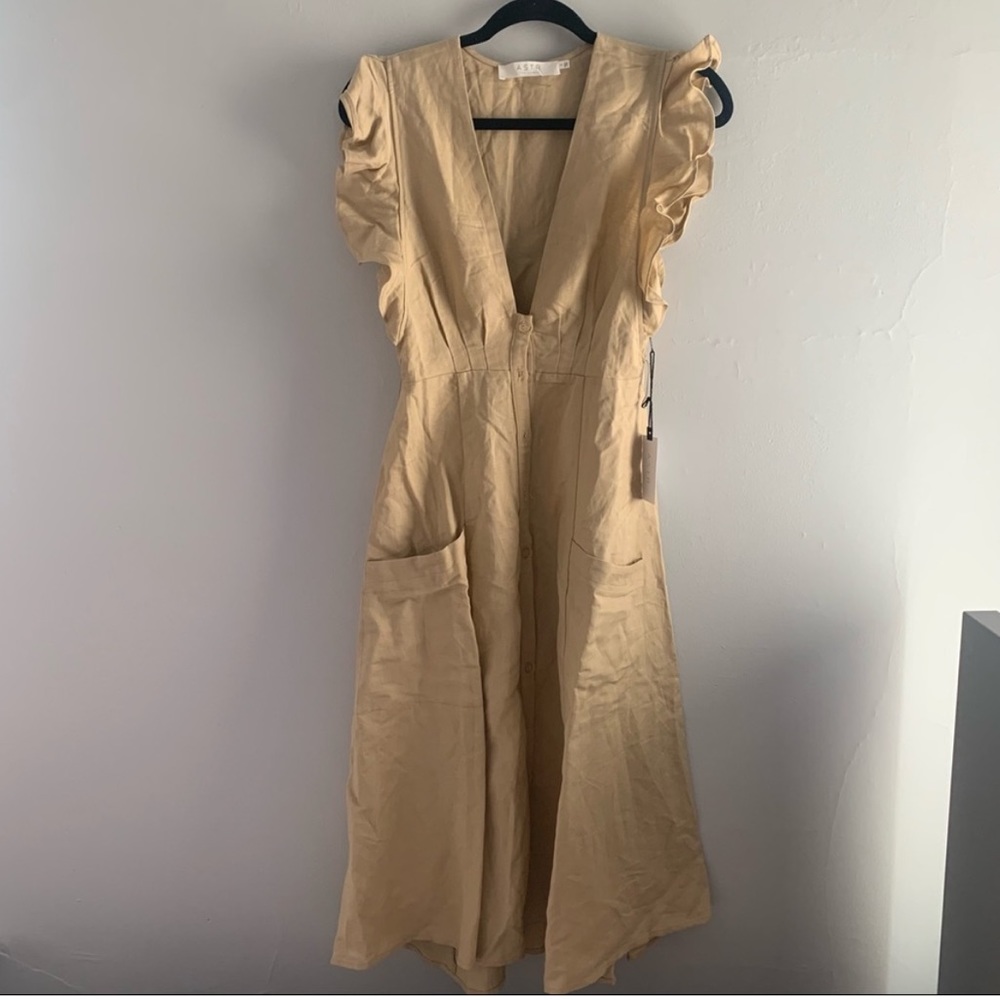 ASTR Linen Flutter Sleeve MIDI dress